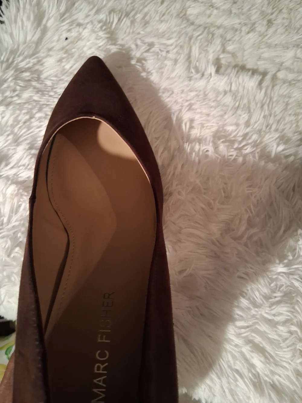 Marc Fisher Dark Brown Suede Pointed-Toe Pumps NWOT, glue Frome Tag Inside, Hee